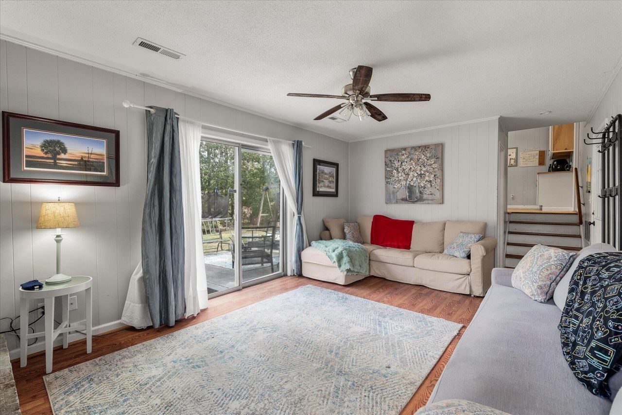 20 Lombardi Lane Photo 20