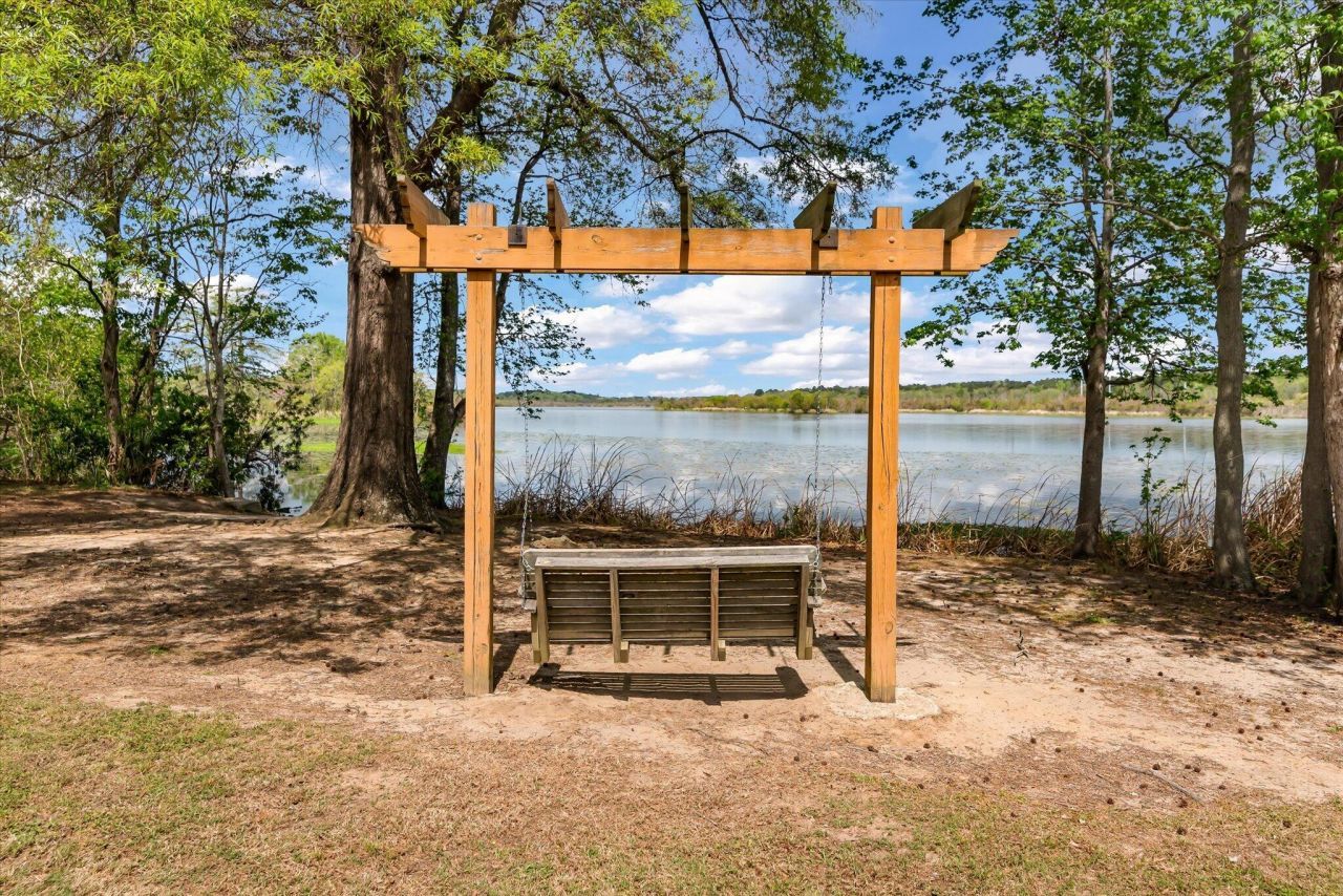 20 Lombardi Lane Photo 27