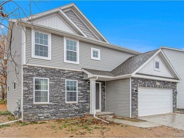2110 Stillwater Drive, Davison Twp, MI 48423