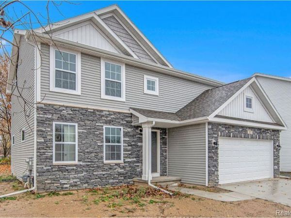 2110 Stillwater Drive, Davison Twp, MI 48423