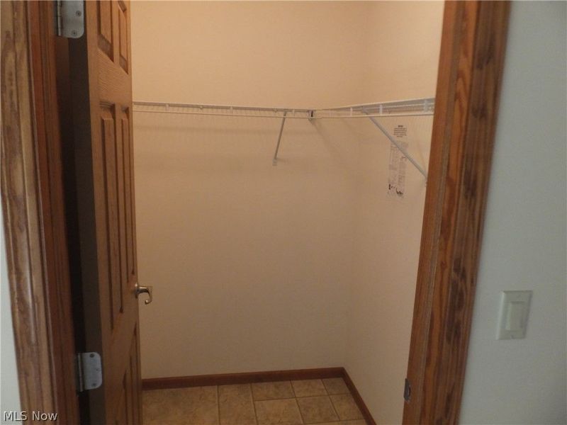 330 Gemini Drive, Dover, OH 44622 Photo 10