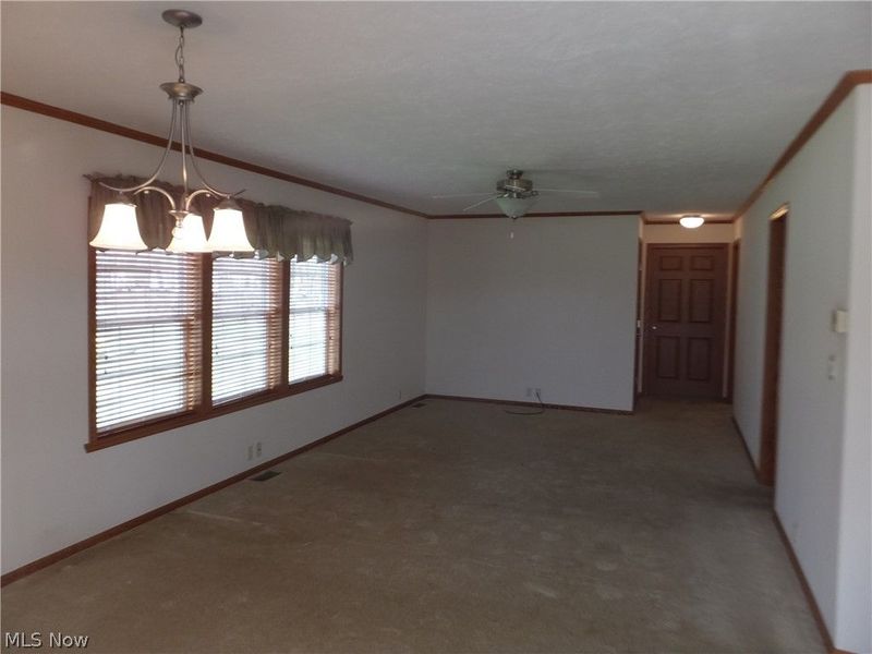 330 Gemini Drive, Dover, OH 44622 Photo 5