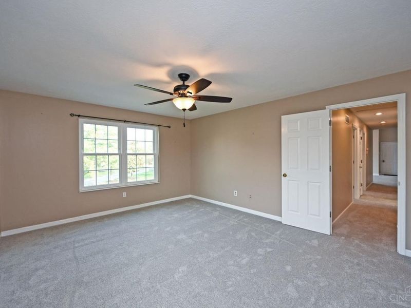 1080 Wittshire Lane, Unit E, Cincinnati, OH 45255 Photo 23