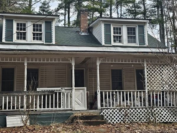 45 River St, Belchertown, MA 01007