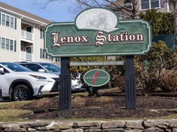 1 Lenox St, Unit 314, Norwood, MA 02062