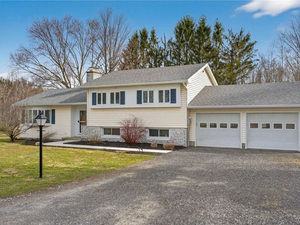 870 County Route 55 , Fulton, NY 13069