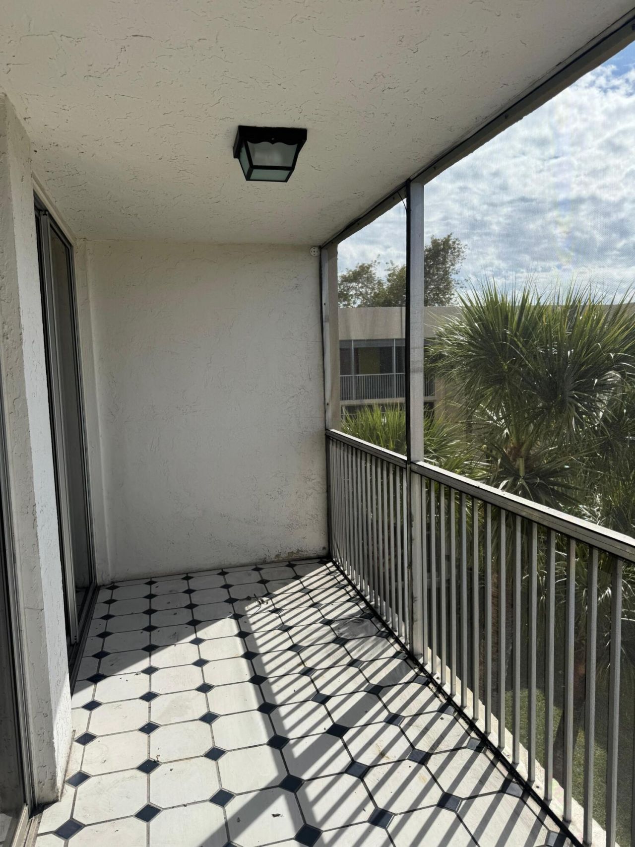 3141 NW 47th Terrace, Unit 430, Lauderdale Lakes, FL 33319 Photo
