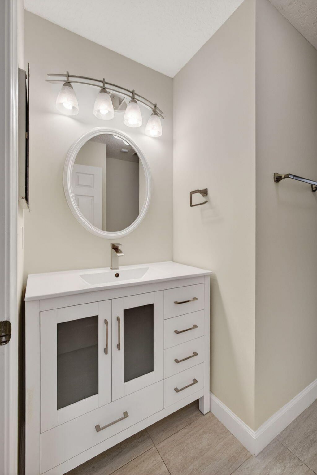 283 Canterbury Drive W, Palm Beach Gardens, FL 33418 Photo