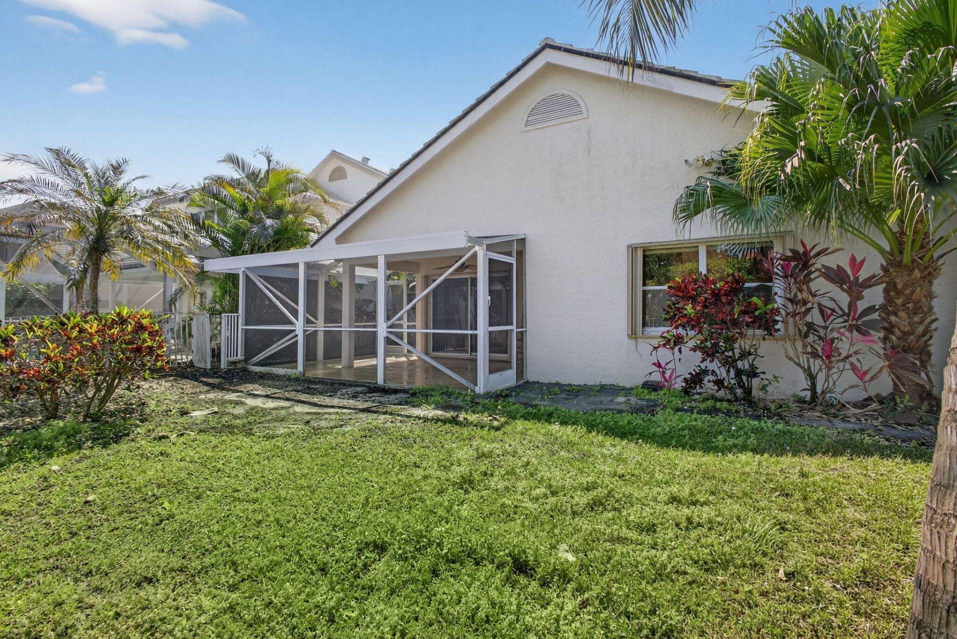 283 Canterbury Drive W, Palm Beach Gardens, FL 33418 Photo