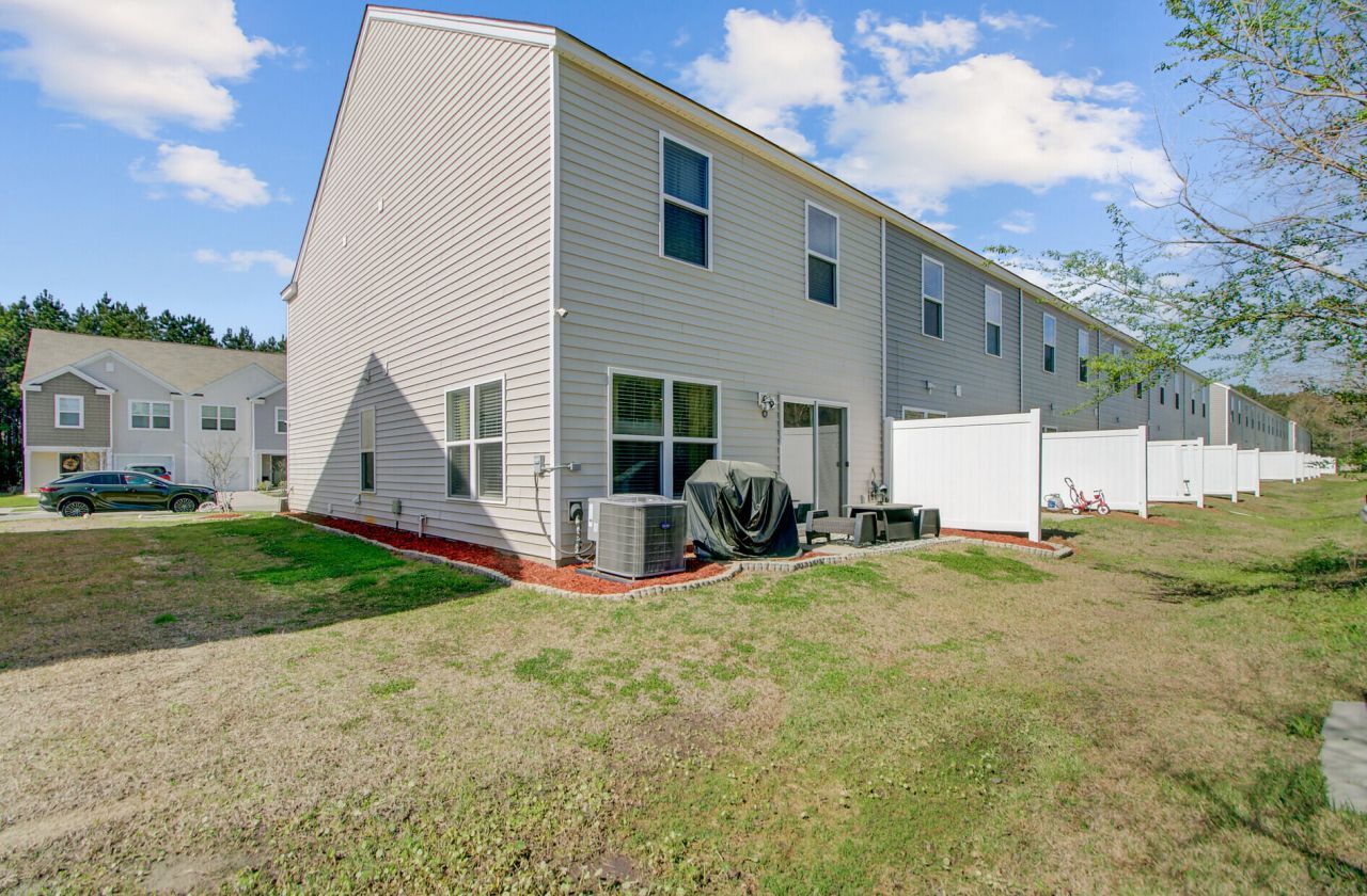 124 Gaura Lane Photo 36