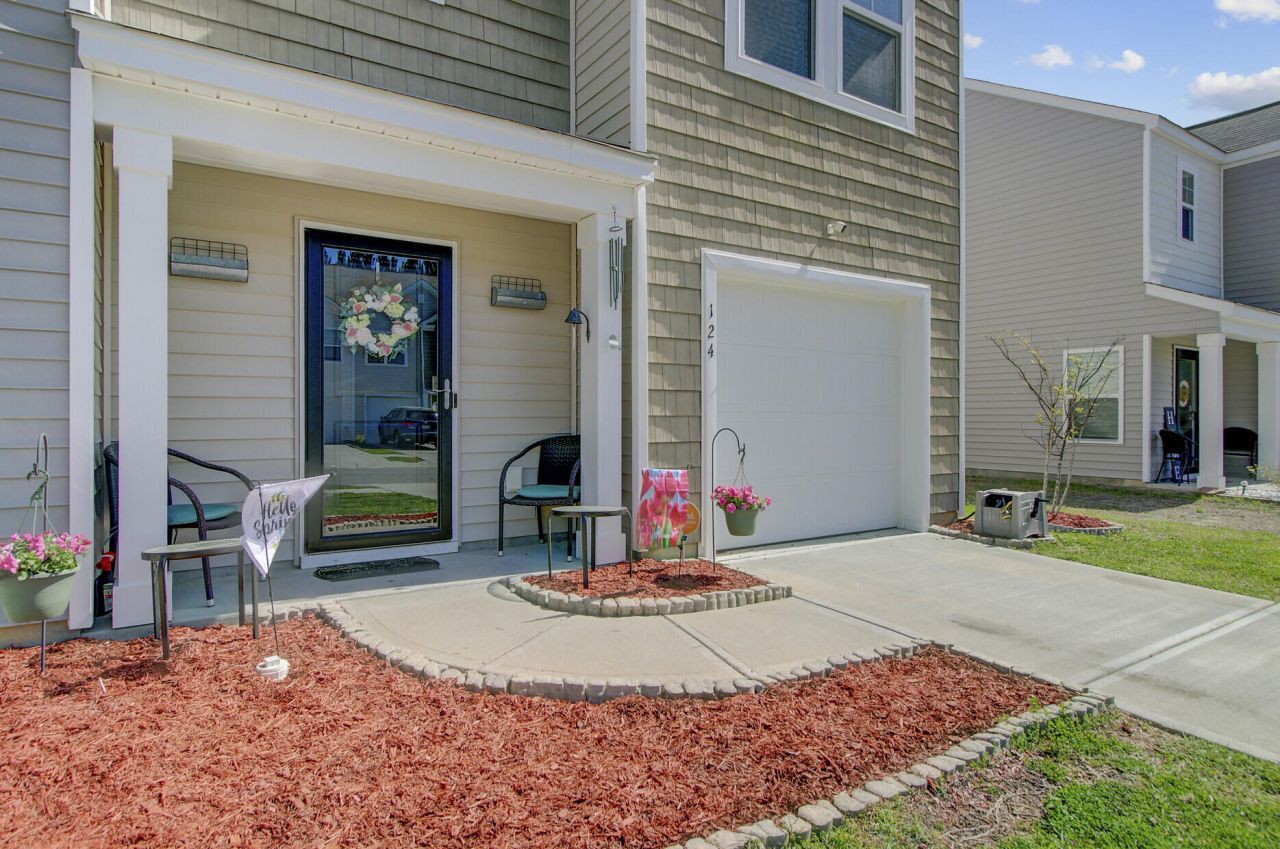 124 Gaura Lane Photo 4