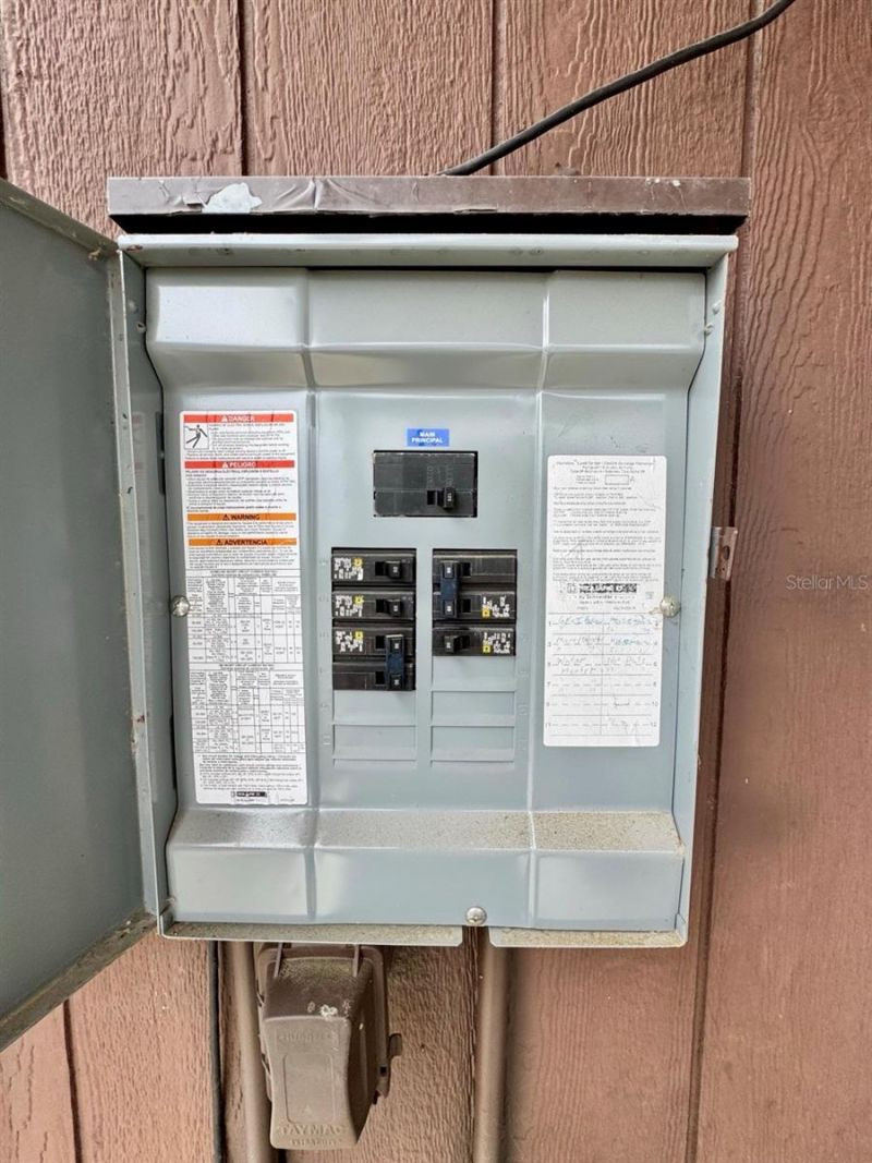 8671 NE 304th Terrace, Salt Springs, FL 32134 Photo