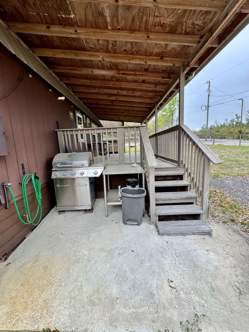 8671 NE 304th Terrace, Salt Springs, FL 32134 Photo