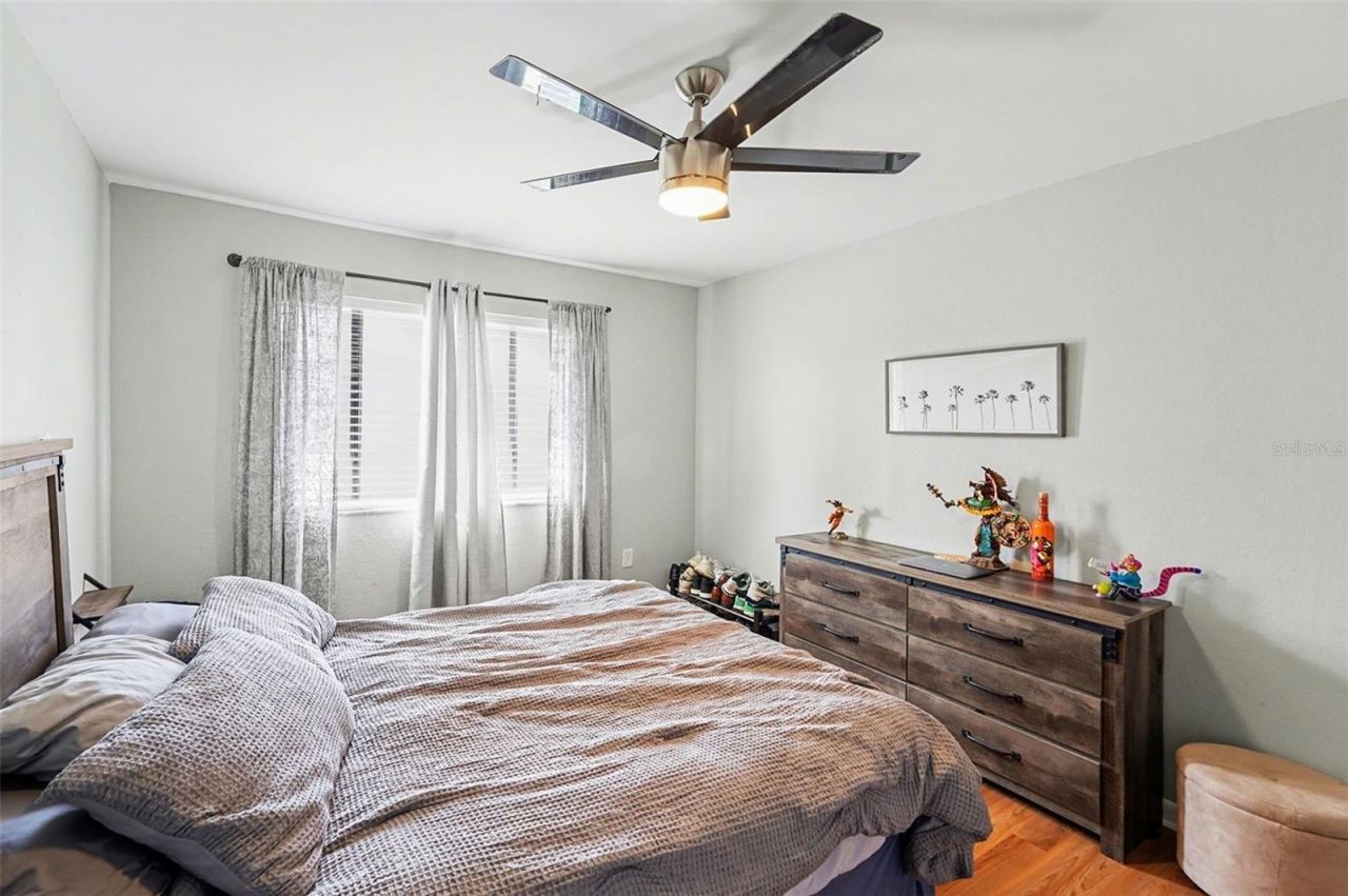 6490 Cape Hatteras Way Ne, Unit 4, Saint Petersburg, FL 33702 Photo