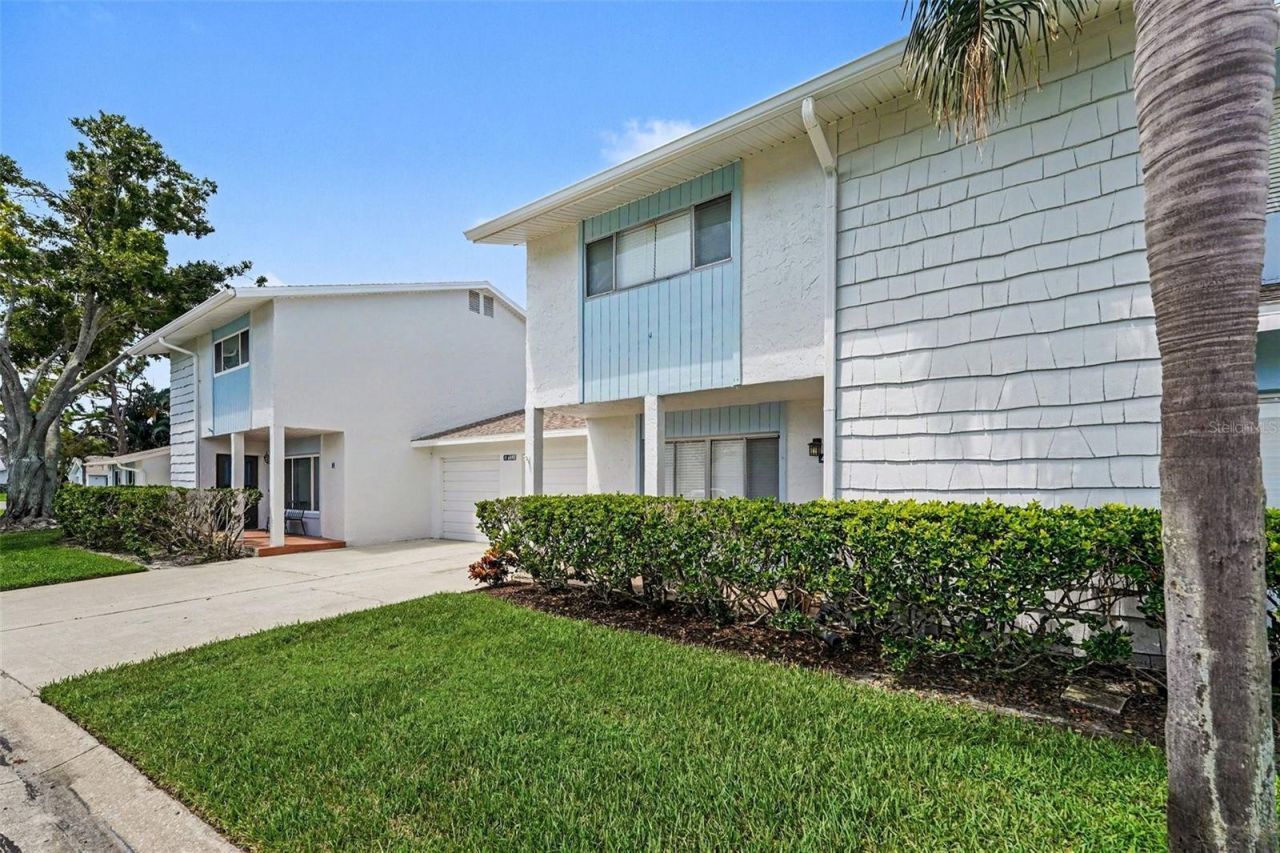 6490 Cape Hatteras Way Ne, Unit 4, Saint Petersburg, FL 33702 Photo