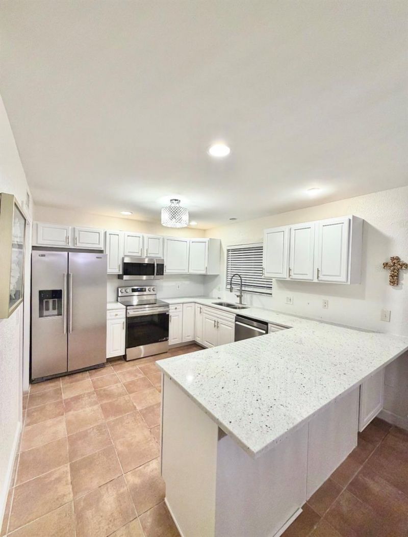 6490 Cape Hatteras Way Ne, Unit 4, Saint Petersburg, FL 33702 Photo