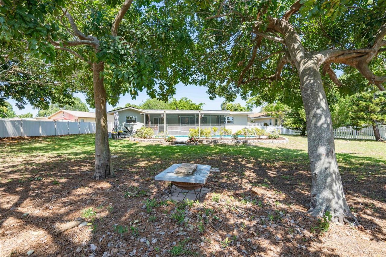 11438 126th Terrace , Largo, FL 33778 Photo