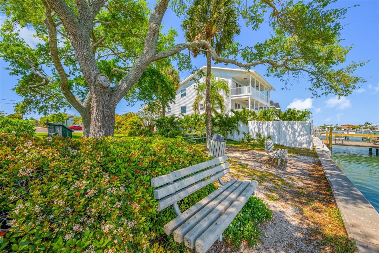 2200 Bay Boulevard, Unit A, Indian Rocks Beach, FL 33785 Photo
