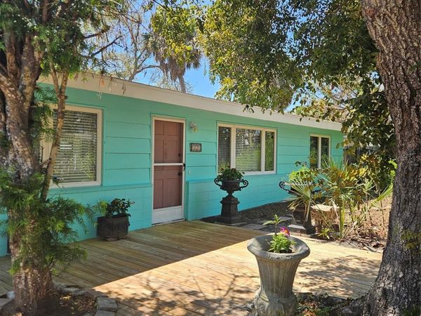 528 RALPH STREET, SIESTA KEY, FL 34242