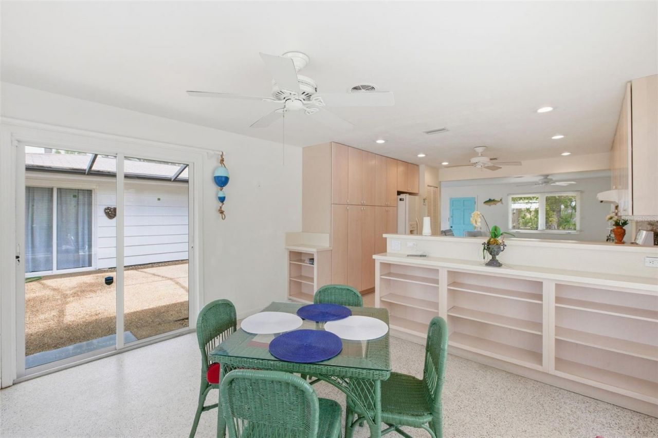 528 Ralph Street, Siesta Key, FL 34242 Photo