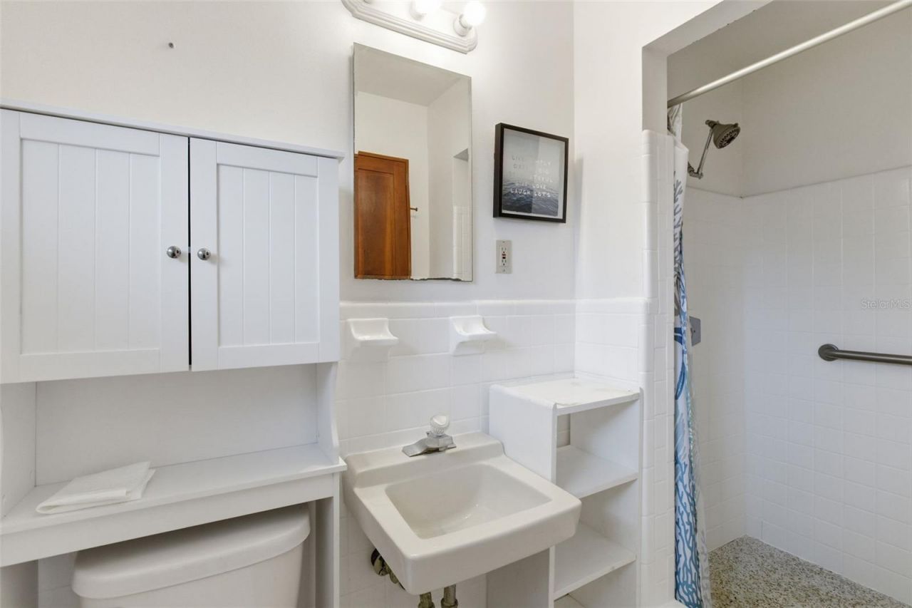 528 Ralph Street, Siesta Key, FL 34242 Photo