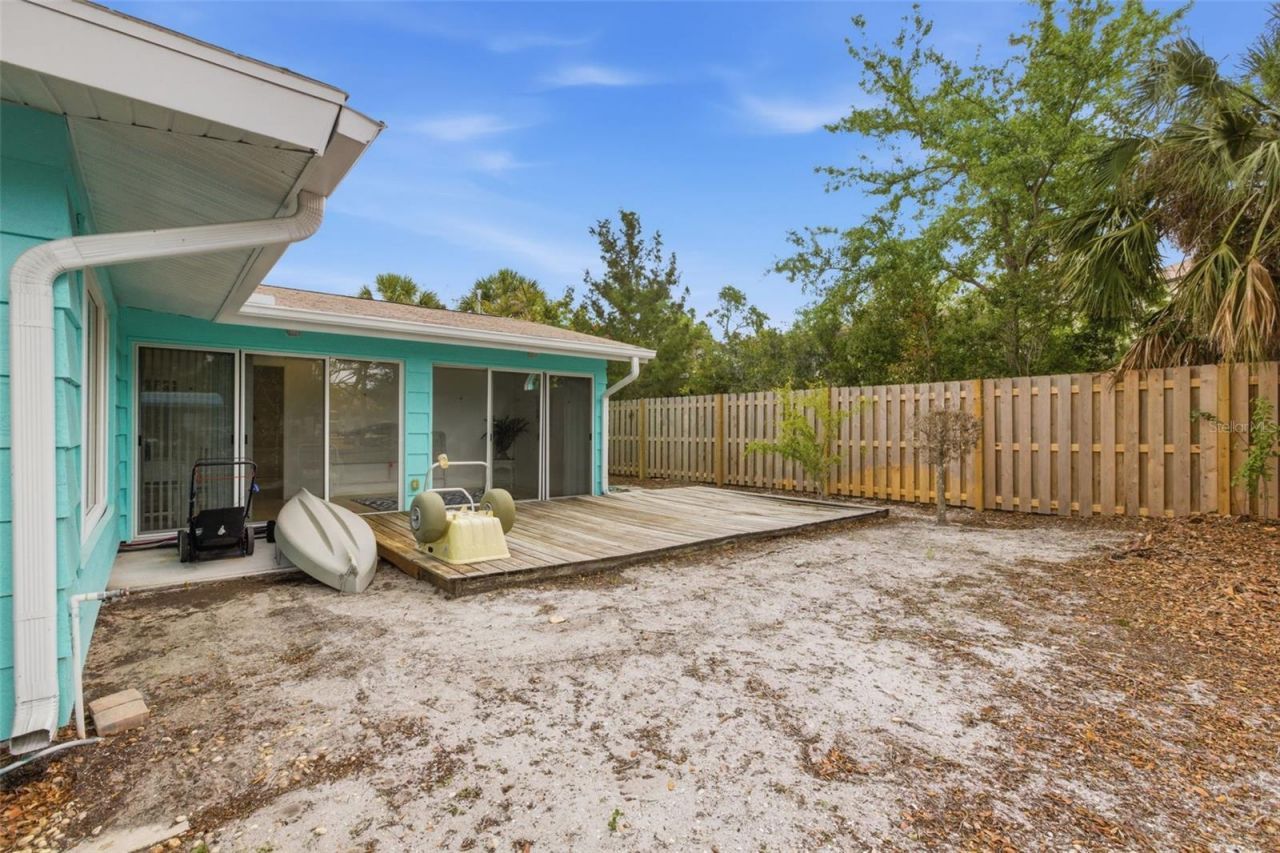 528 Ralph Street, Siesta Key, FL 34242 Photo