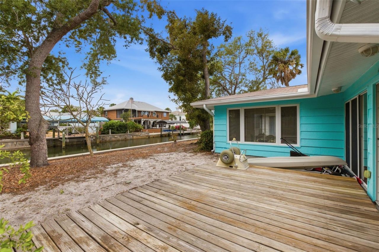 528 Ralph Street, Siesta Key, FL 34242 Photo
