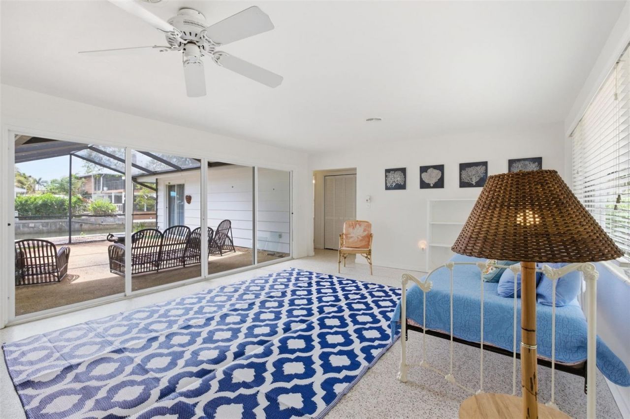 528 Ralph Street, Siesta Key, FL 34242 Photo