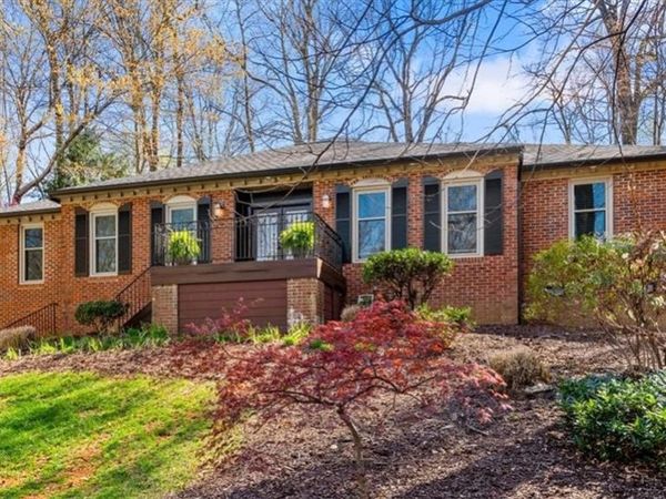 4709 Horseshoe Lane, Greensboro, NC 27410