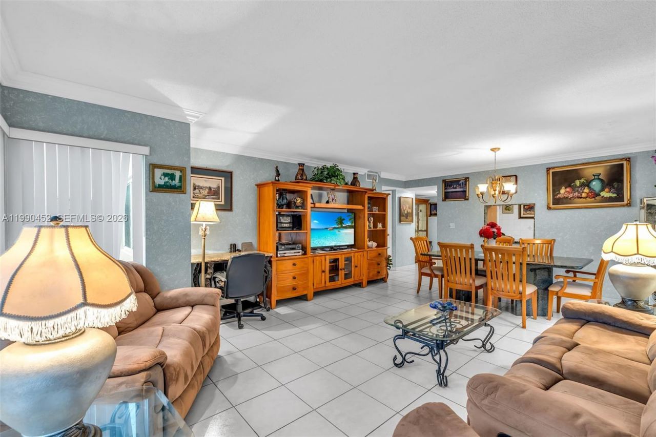 1965 S Ocean Blvd, Unit 203, Lauderdale by the Sea, FL 33062 Photo