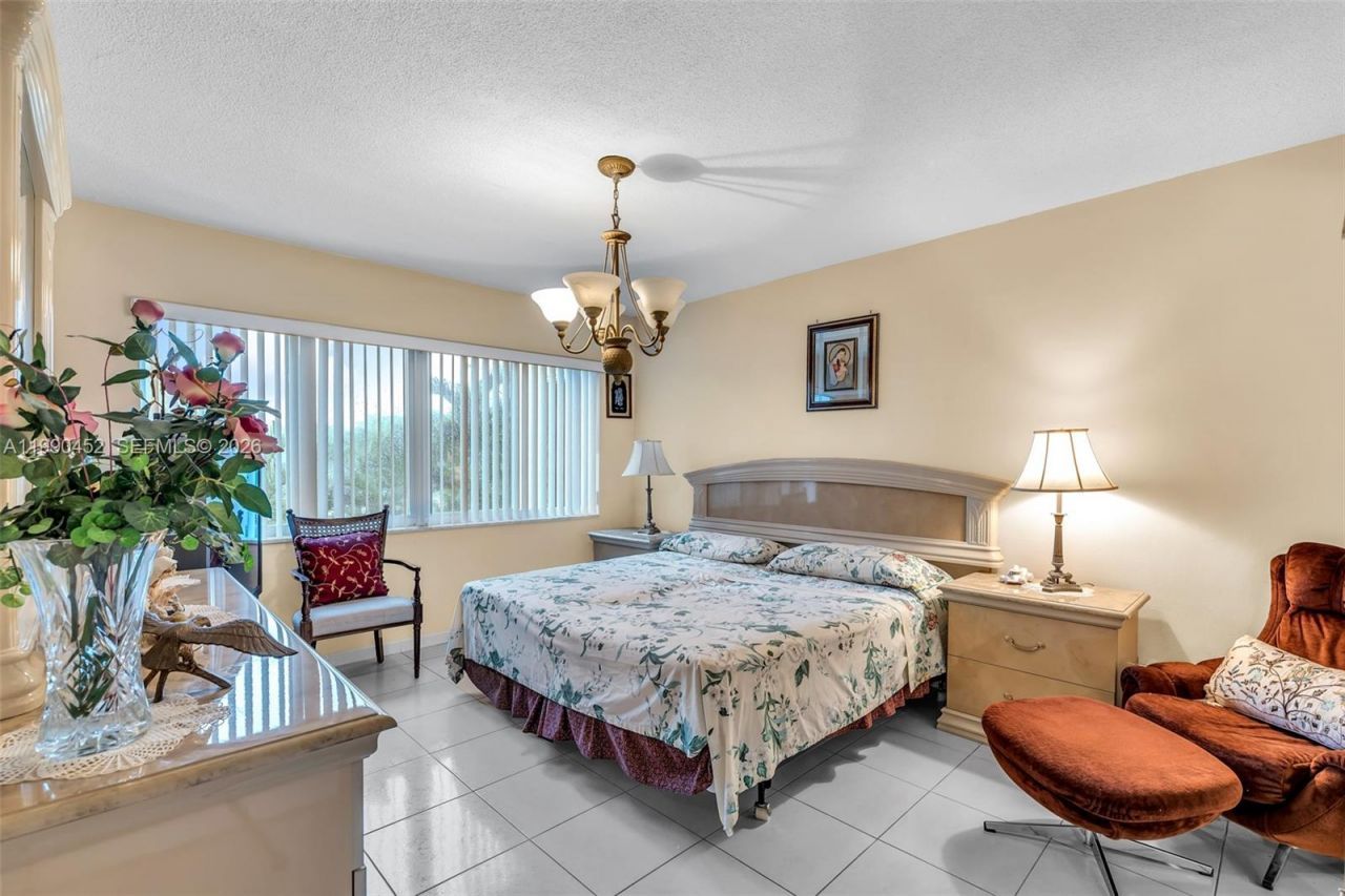 1965 S Ocean Blvd, Unit 203, Lauderdale by the Sea, FL 33062 Photo