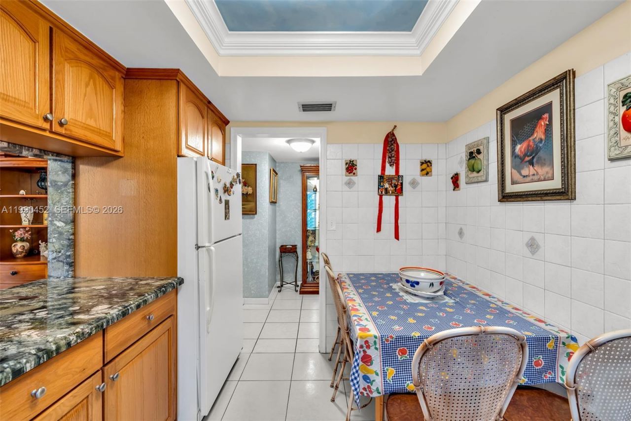 1965 S Ocean Blvd, Unit 203, Lauderdale by the Sea, FL 33062 Photo