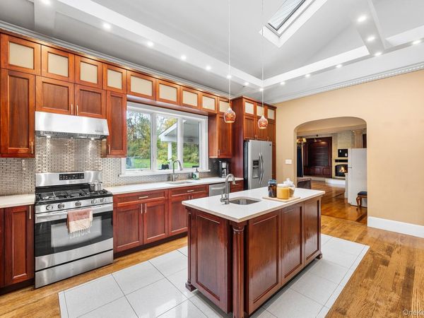 658 Waterbury Hill Road , Lagrangeville, NY 12540