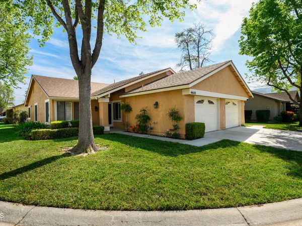 44112 Village 44, Camarillo, CA 93012