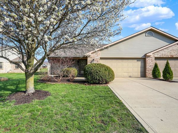 378 Camellia Lane, Bargersville, IN 46106
