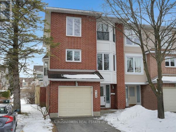 6138 Heritage Park Crescent, Ottawa, ON K1C7G5