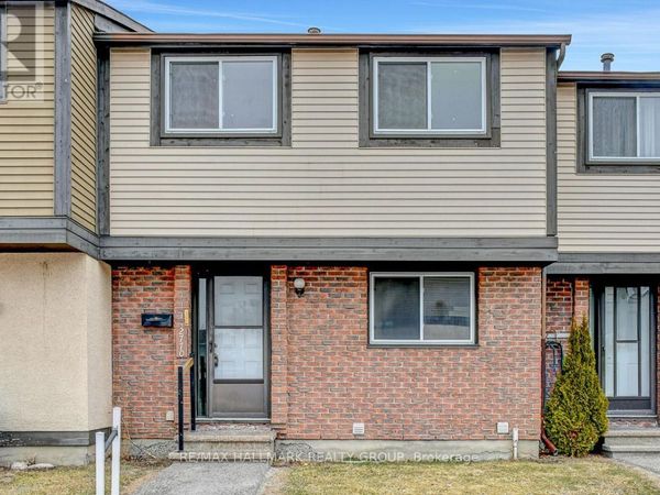 2770 Pimlico Crescent, Unit 82, Ottawa, ON K1T2A8