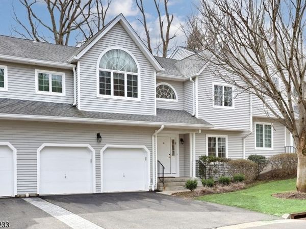 6 Schill Pl, Hillsdale, NJ 07642