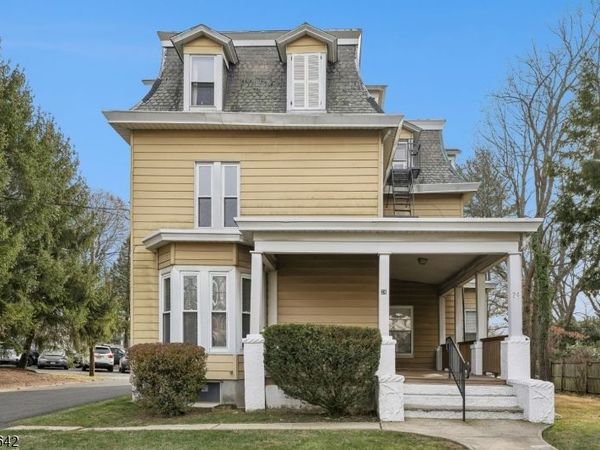 24 Franklin Pl, Summit, NJ 07901