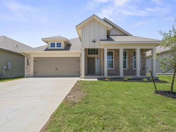 420 Honeydew Way, Seguin, TX 78155
