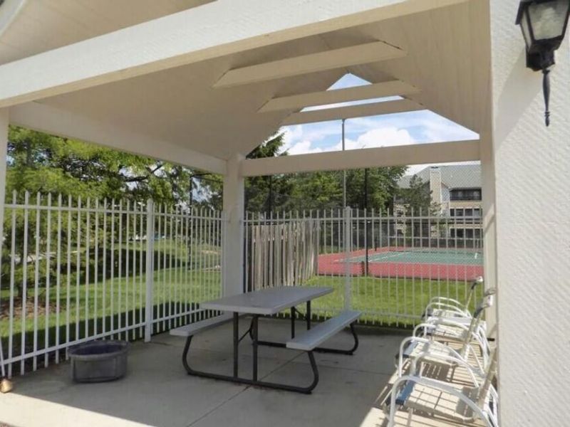 6705 Meadow Creek Drive, Unit 206, Columbus, OH 43235 Photo 26