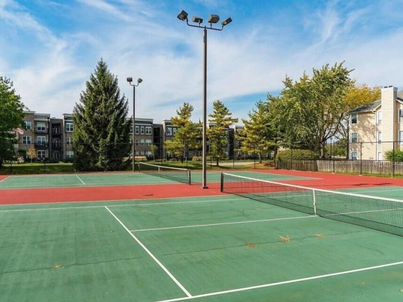 6705 Meadow Creek Drive, Unit 206, Columbus, OH 43235 Photo 27