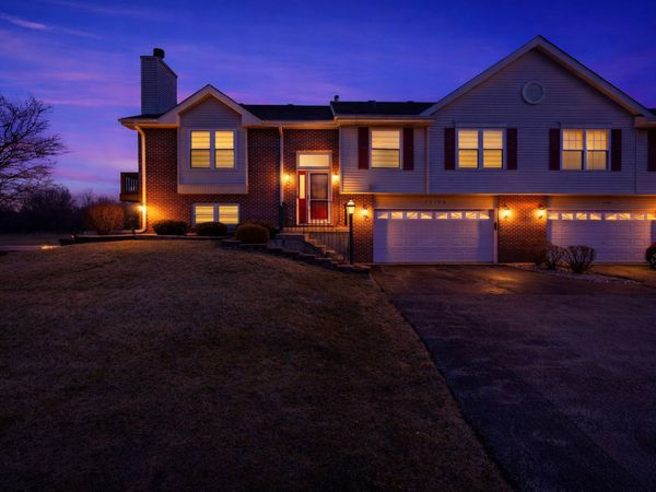 22380 Karlov Avenue , Richton Park, IL 60471