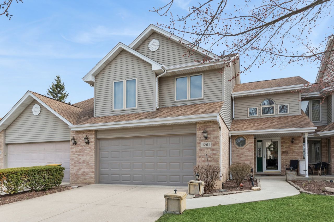 1261 Arbor Drive, Unit 1261, Lemont, IL 60439 Main Photo