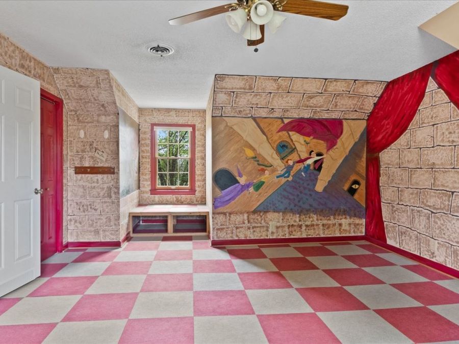 Property Image 40