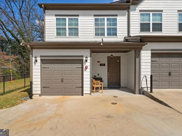 2874 Barnett Court NW, Atlanta, GA 30318