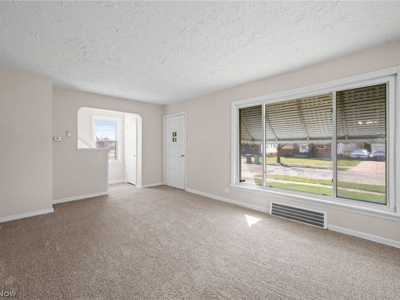 21391 Westport Avenue, Euclid, OH 44123 Photo 12