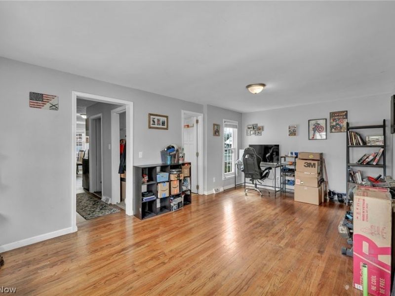 394 N Hawkins Avenue, Akron, OH 44313 Photo 14