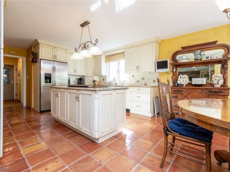 29249 Orangewood Drive, Orange, OH 44122 Photo 17