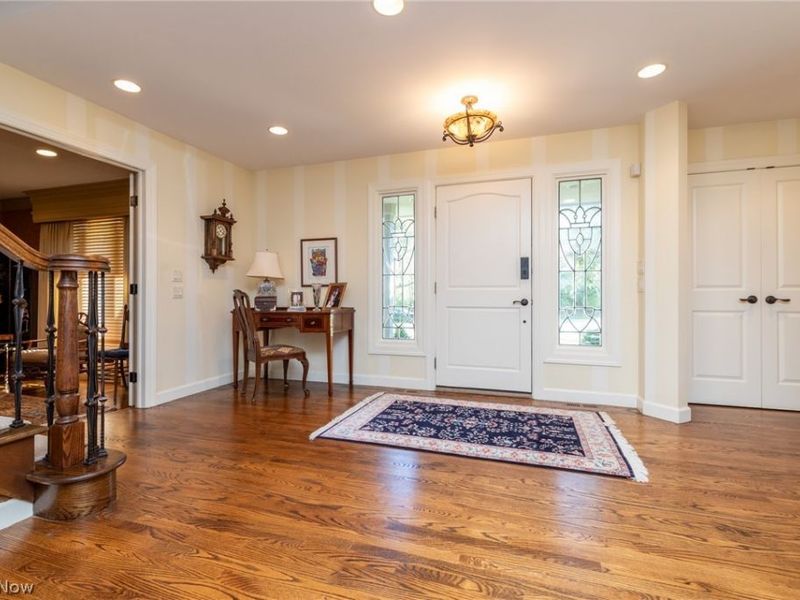 29249 Orangewood Drive, Orange, OH 44122 Photo 2